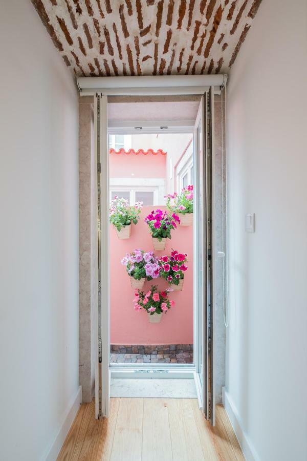 Sunshine House - Exclusive Apartment - Home By The Castle Lisboa 外观 照片